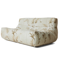 Lazy lounge bank reeds