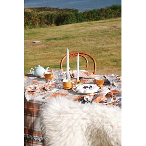 Maison Dînette Highland Cappuccino tafelkleed 170 x 250 cm Maison Dînette Highland Cappuccino tafelkleed 170 x 250 cm