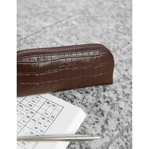 O My Bag Pennenzak large croco leer - Chocolate O My Bag Pennenzak large croco leer - Chocolate