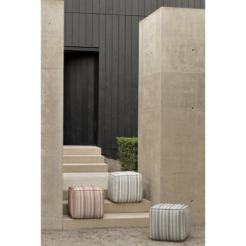 Ethnicraft Zahara outdoor poef blue stripe stof