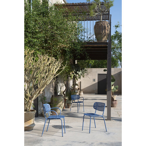 Emu Mom tuinstoel met armleuningen magnolia pink