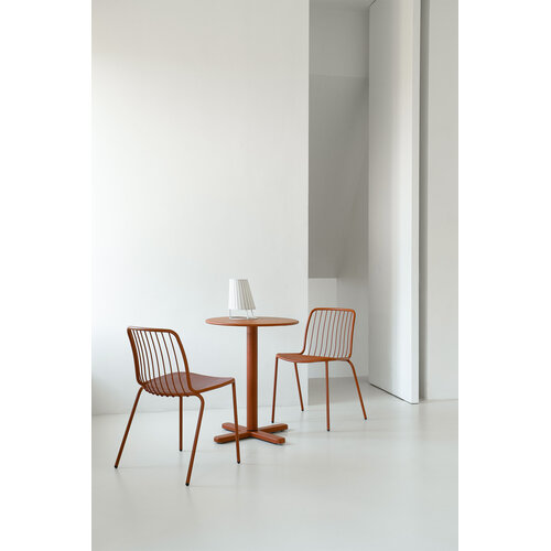 Emu Alisea tuinstoel met armleuningen curry yellow