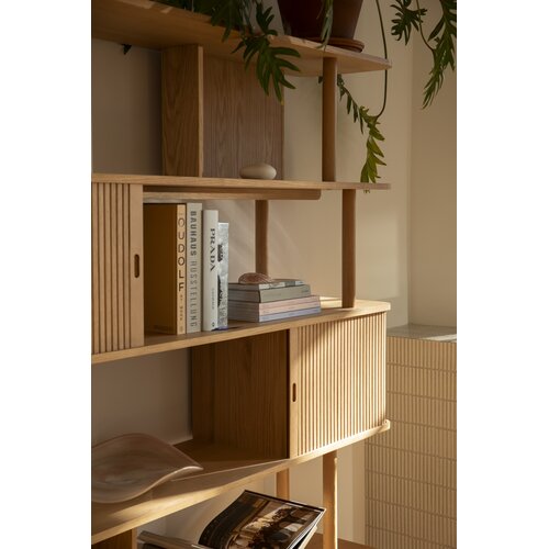 Zuiver Barbier boekenkast walnoot