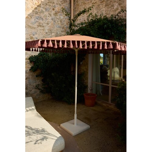 Jardinico Amalfi parasol A03 linen doek C310 amber met tassels Z40 copper Jardinico Amalfi parasol A03 linen doek C310 amber met tassels Z40 copper