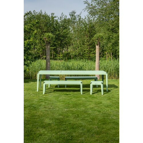 Weltevree Bended tuintafel 180 cm groen - TOONZAALMODEL