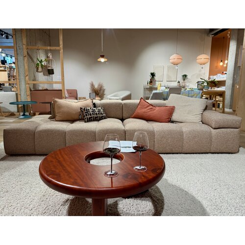 Paul Rogers Cobble sofa 4x3 open einde links + 4x3 arm rechts- PAD-03/Padova Orange - TOONZAALMODEL Paul Rogers Cobble sofa 4x3 open einde links + 4x3 arm rechts- PAD-03/Padova Orange - TOONZAALMODEL