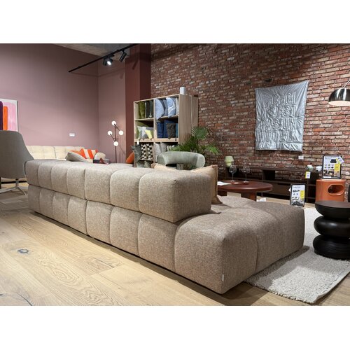 Paul Rogers Cobble sofa 4x3 open einde links + 4x3 arm rechts- PAD-03/Padova Orange - TOONZAALMODEL Paul Rogers Cobble sofa 4x3 open einde links + 4x3 arm rechts- PAD-03/Padova Orange - TOONZAALMODEL