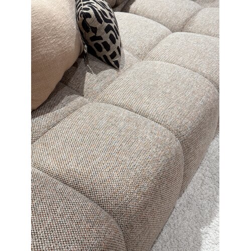 Paul Rogers Cobble sofa 4x3 open einde links + 4x3 arm rechts- PAD-03/Padova Orange - TOONZAALMODEL Paul Rogers Cobble sofa 4x3 open einde links + 4x3 arm rechts- PAD-03/Padova Orange - TOONZAALMODEL