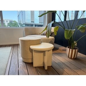 Paul Rogers Table d’appoint Mollis CT 40 x 40 cm - MODÈLE D’EXPOSITION Paul Rogers Table d’appoint Mollis CT 40 x 40 cm - MODÈLE D’EXPOSITION