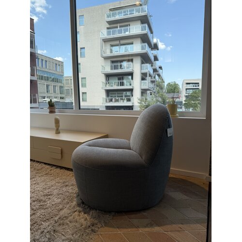 Paul Rogers SIT fauteuil : Stof RD-06 - TOONZAALMODEL Paul Rogers SIT fauteuil : Stof RD-06 - TOONZAALMODEL