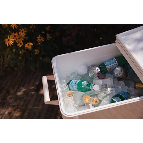 Zuiver Cooler be cool koelbox crème Zuiver Cooler be cool koelbox crème