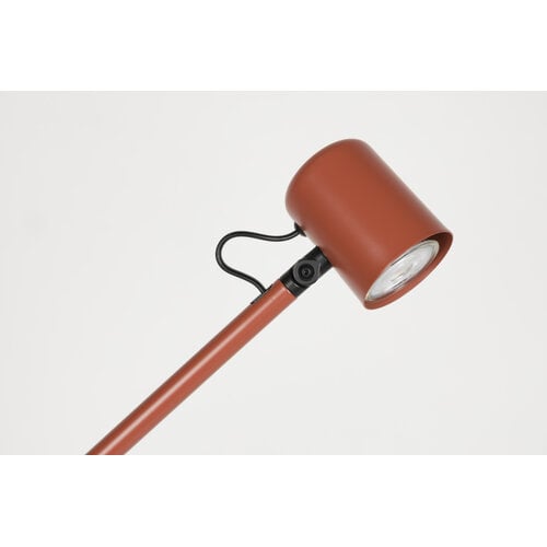 Aero vloerlamp rood Aero vloerlamp rood