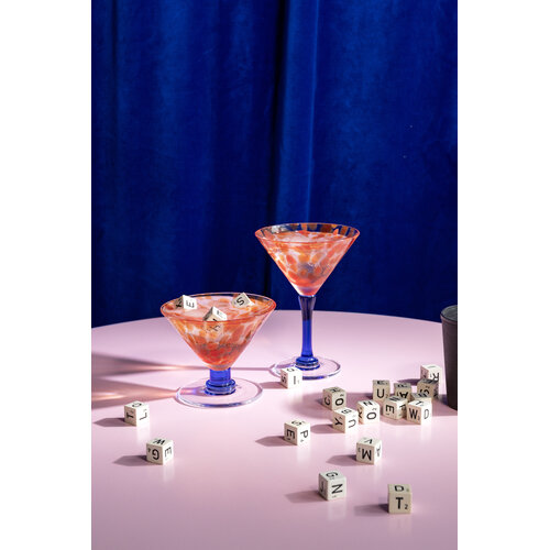 &Klevering Rialto hoog coupe glas rood - set van 2 &Klevering Rialto hoog coupe glas rood - set van 2