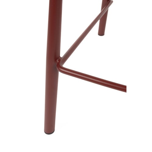 Zuiver Britt barkruk rood ZH 67,50 Zuiver Britt barkruk rood ZH 67,50