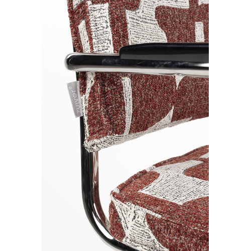 Zuiver Ridge deco symbols eetkamerstoel met armleuningen rood Zuiver Ridge deco symbols eetkamerstoel met armleuningen rood