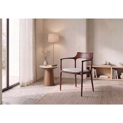 Castle Line Lexy armstoel beige houten poten es/walnut Castle Line Lexy armstoel beige houten poten es/walnut