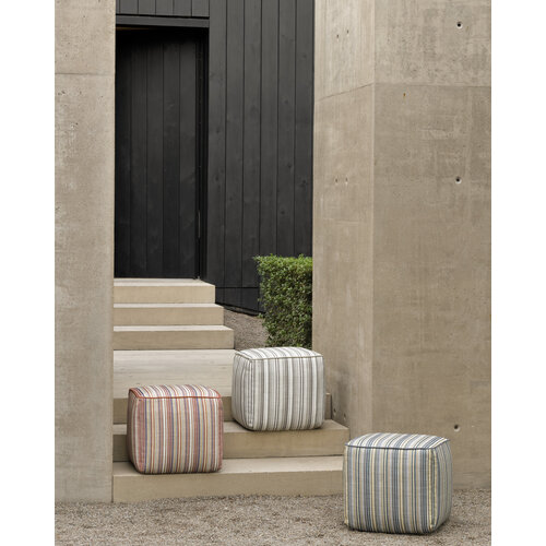 Ethnicraft Zahara outdoor poef terra stripe stof Ethnicraft Zahara outdoor poef terra stripe stof