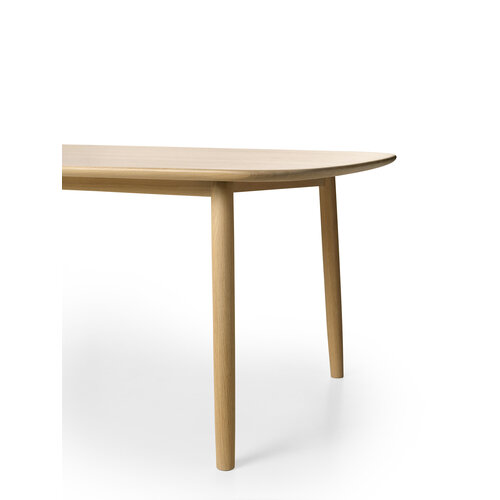 Kluskens Anthony eettafel eikenhout 180 x 95 cm - TOONZAALMODEL Kluskens Anthony eettafel eikenhout 180 x 95 cm - TOONZAALMODEL