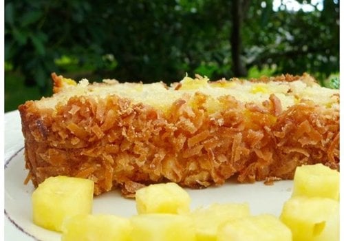 Rye bread with pineapple and coconut