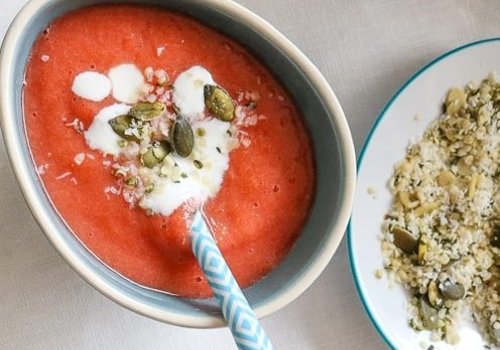 Dessert with rhubarb and cream