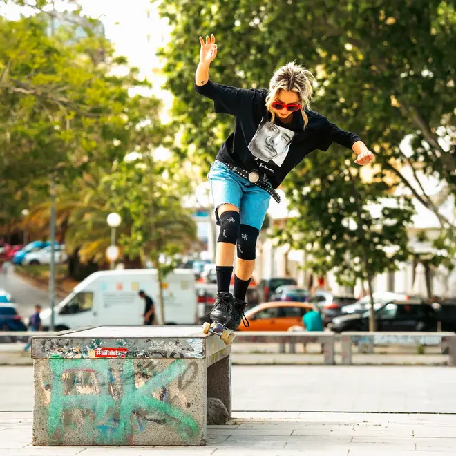 Triple8 REVERSIBLE SOFT KNEE PADS BARBIE PATIN