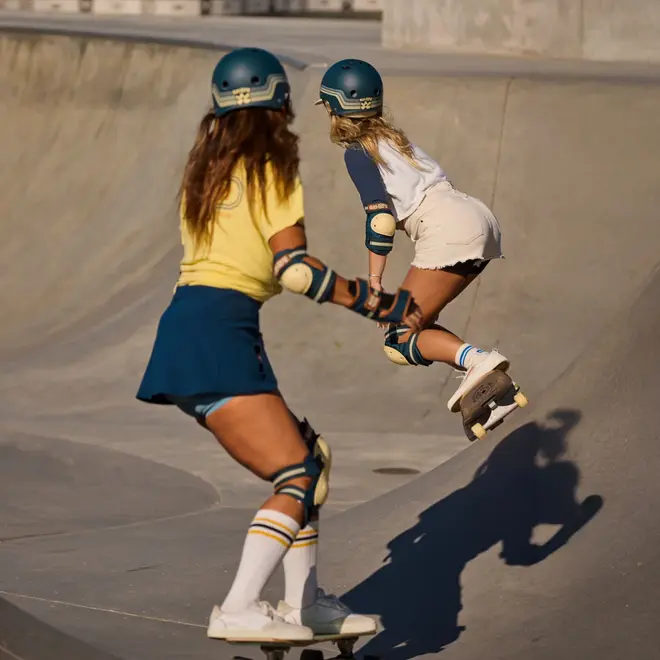 Triple8 Deep Cover GRLSWIRL Retro Blue-Gray