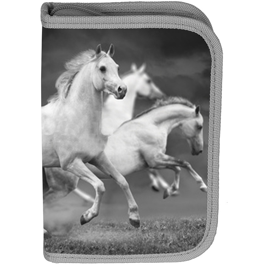 Animal Pictures White Horses - Filled Pouch - 19.5 cm - Multi