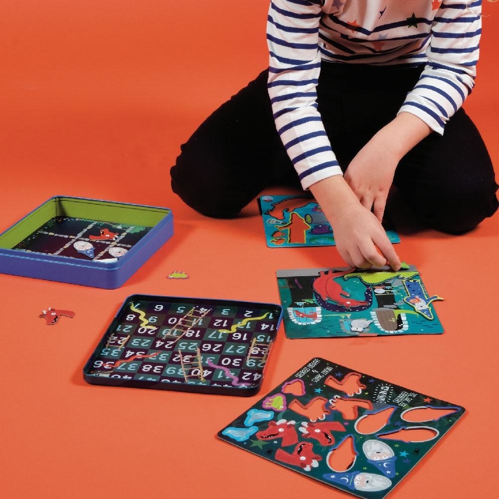 Floss & Rock Game box Spellbound 4-in-1 - 19.5 x 19.5 cm