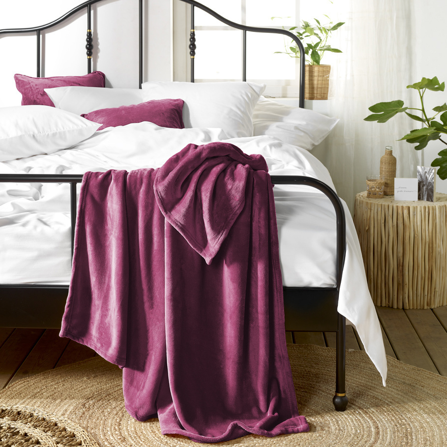 De Witte Lietaer Fleece blanket Snuggly Sangria - 150 x 200 cm - Purple