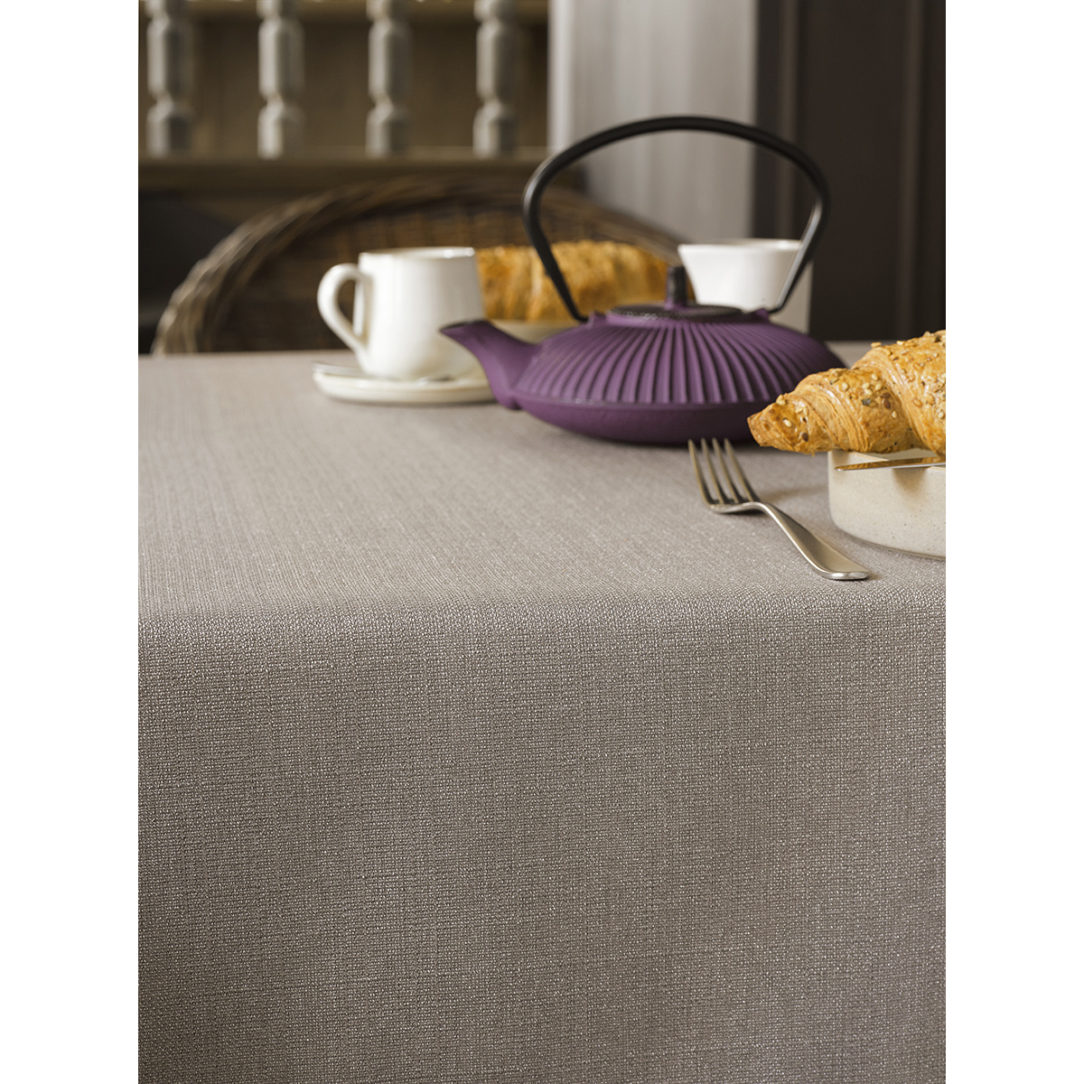 De Witte Lietaer Tafellaken, Gibson Taupe - 145 x 260 cm - 100% Polyester