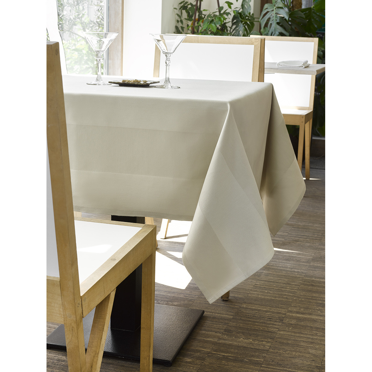 De Witte Lietaer Tablecloth, Luna-A White - 160 x 310 cm - 100% Damask Cotton