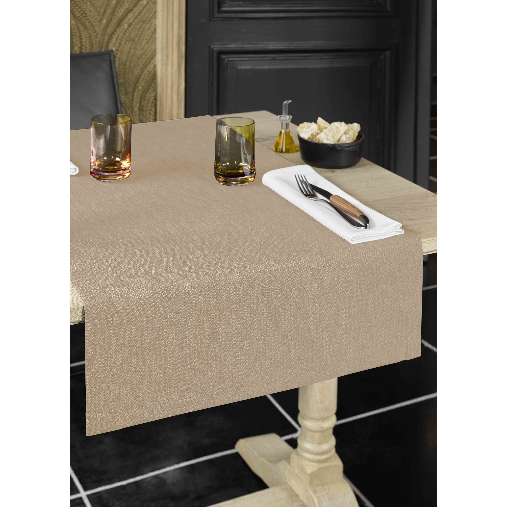 De Witte Lietaer Tablecloth Round, Sand - Ø 190 cm - 100% Polyester