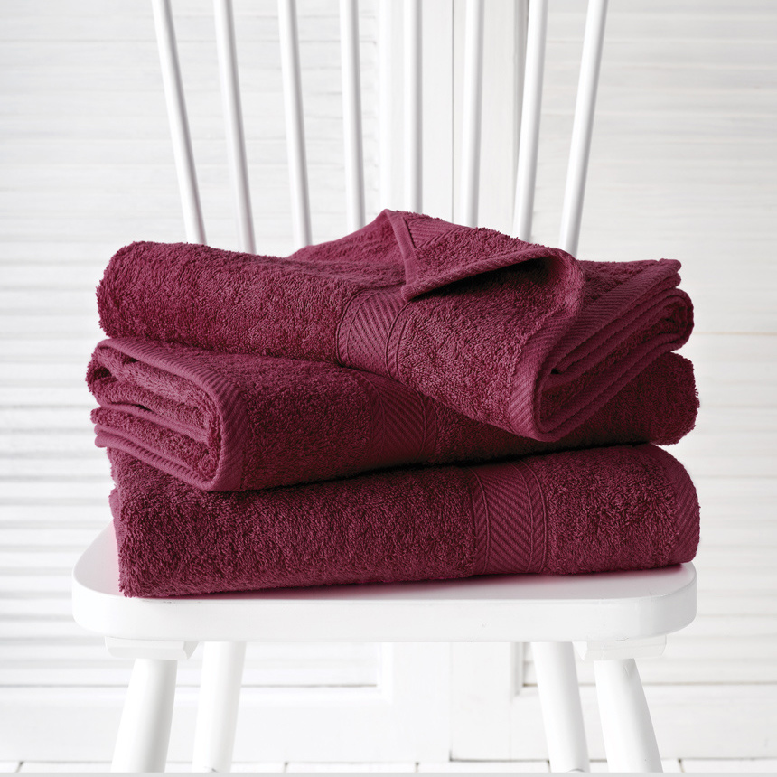 De Witte Lietaer Shower towels Helene Beet Red 70 x 140 cm - 3 pieces - Cotton