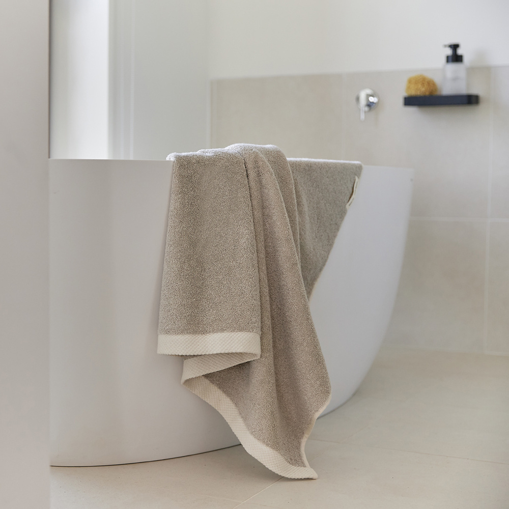 Torres Novas 1845 Bath towel DO ZERO, Gray - 150 x 100 cm - 100% Cotton