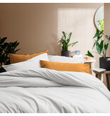 Matt & Rose Dekbedovertrek Wit - 260 x 240 + 2x 65 x 65 cm - Gewassen katoen