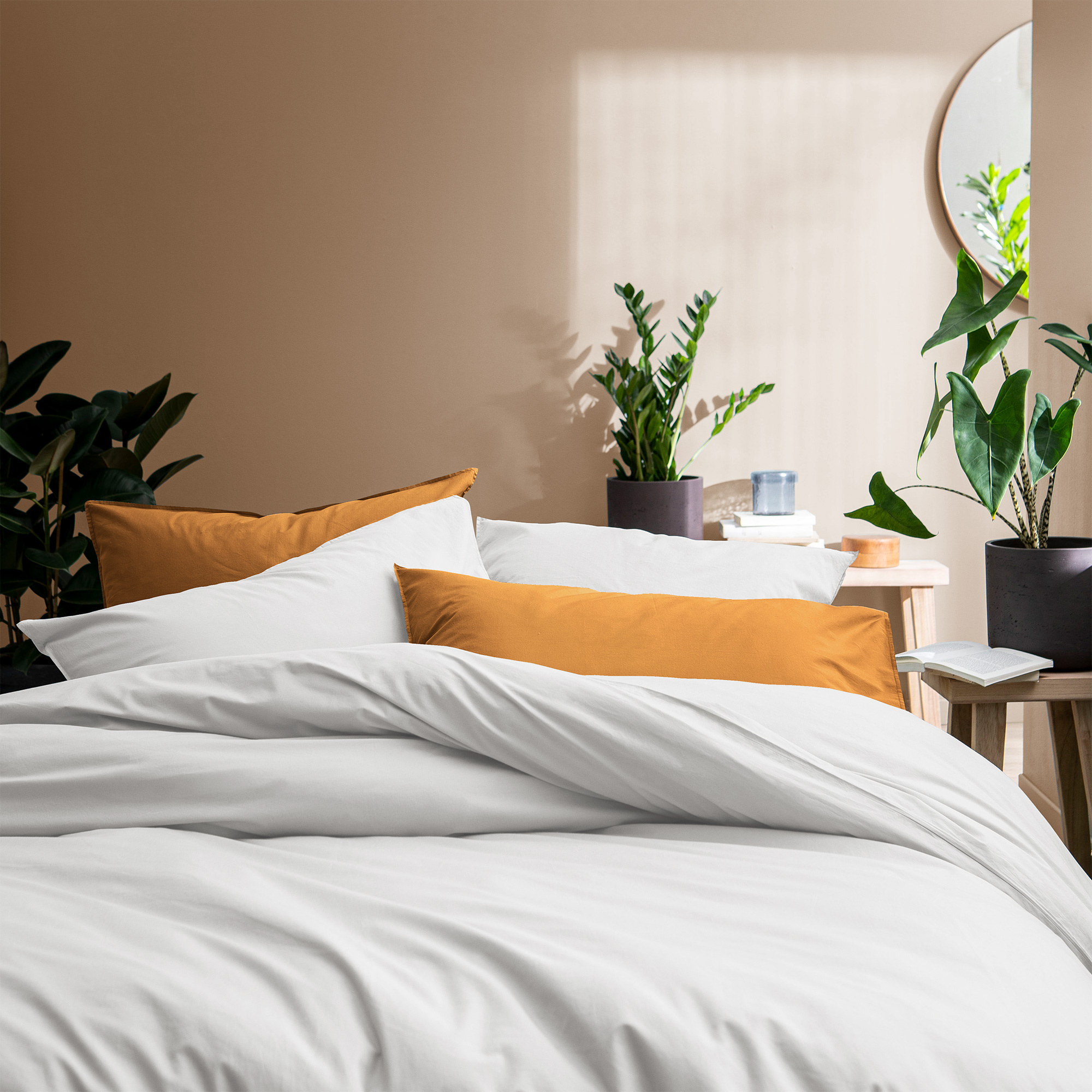 Matt & Rose Dekbedovertrek Wit - 260 x 240 + 2x 65 x 65 cm - Gewassen katoen