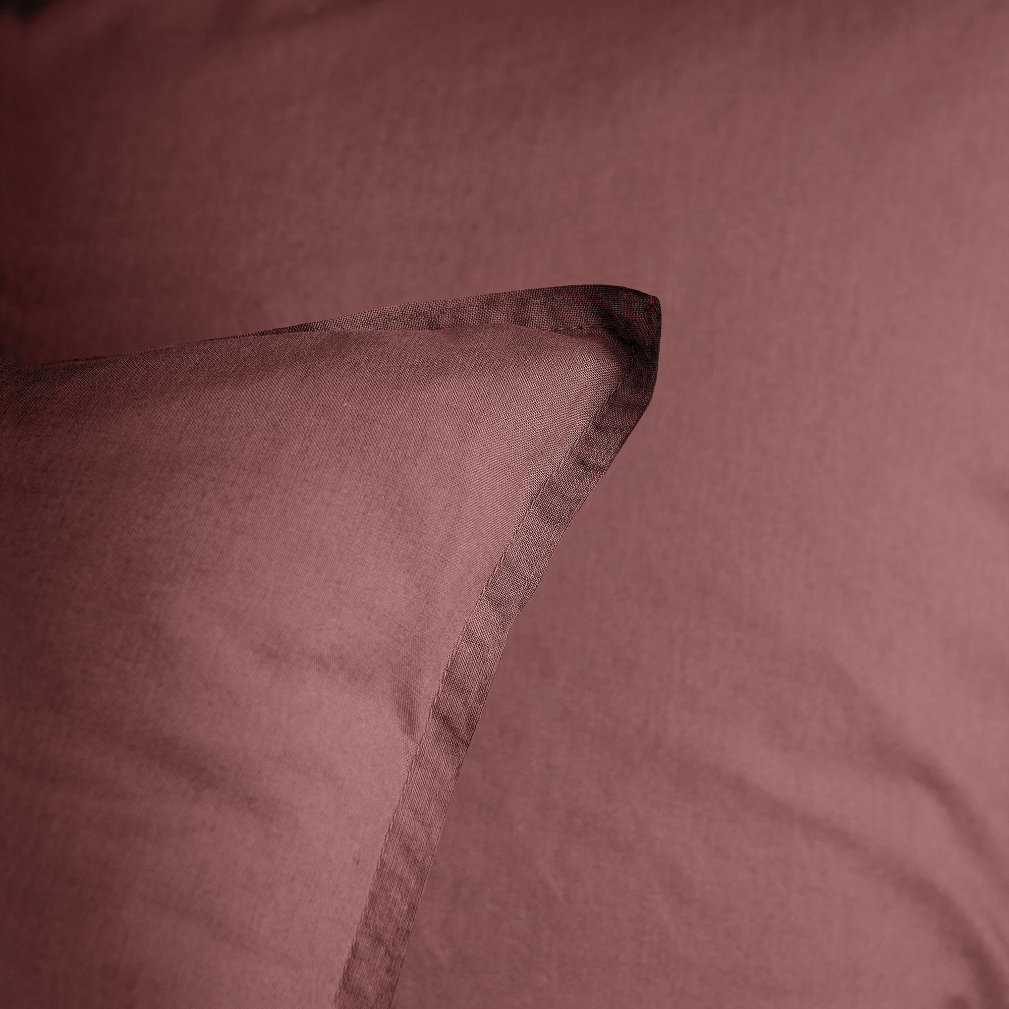 Matt & Rose Duvet cover Wine red - 260 x 240 + 2x 65 x 65 cm - Washed cotton