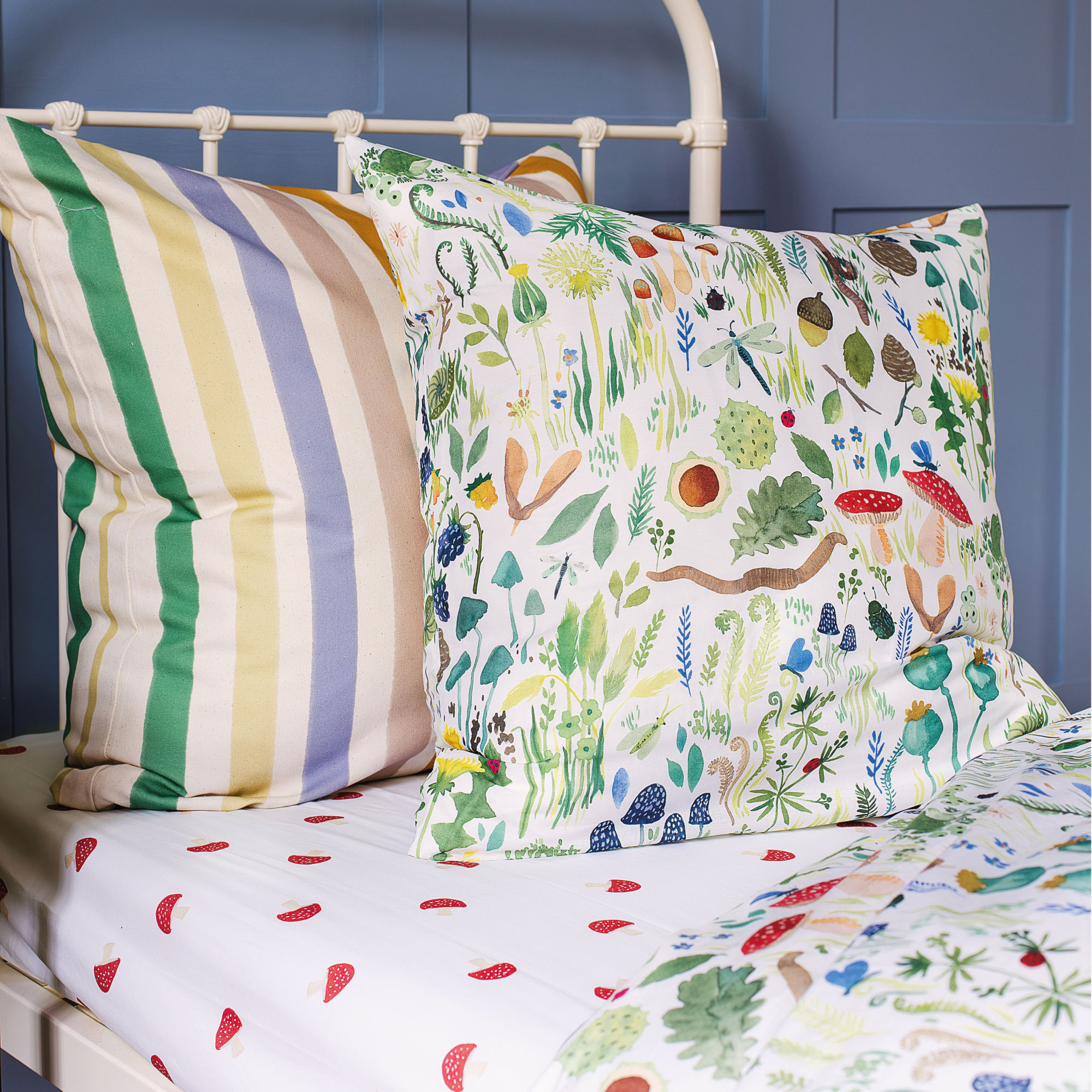 Wee Blue Bell Duvet cover Fauna Flora - 140 x 200 + 63 x 63 cm - Cotton