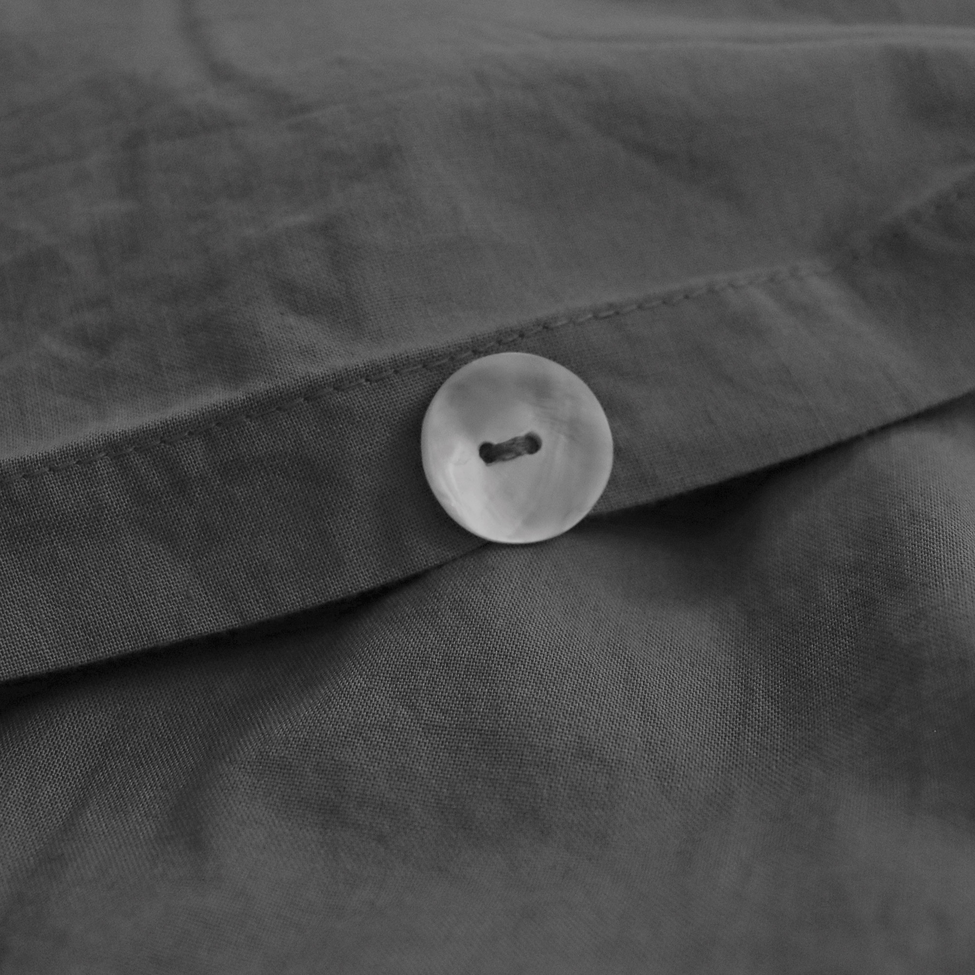 Matt & Rose Duvet cover Anthracite - 260 x 240 + 2x 65 x 65 cm - Washed cotton