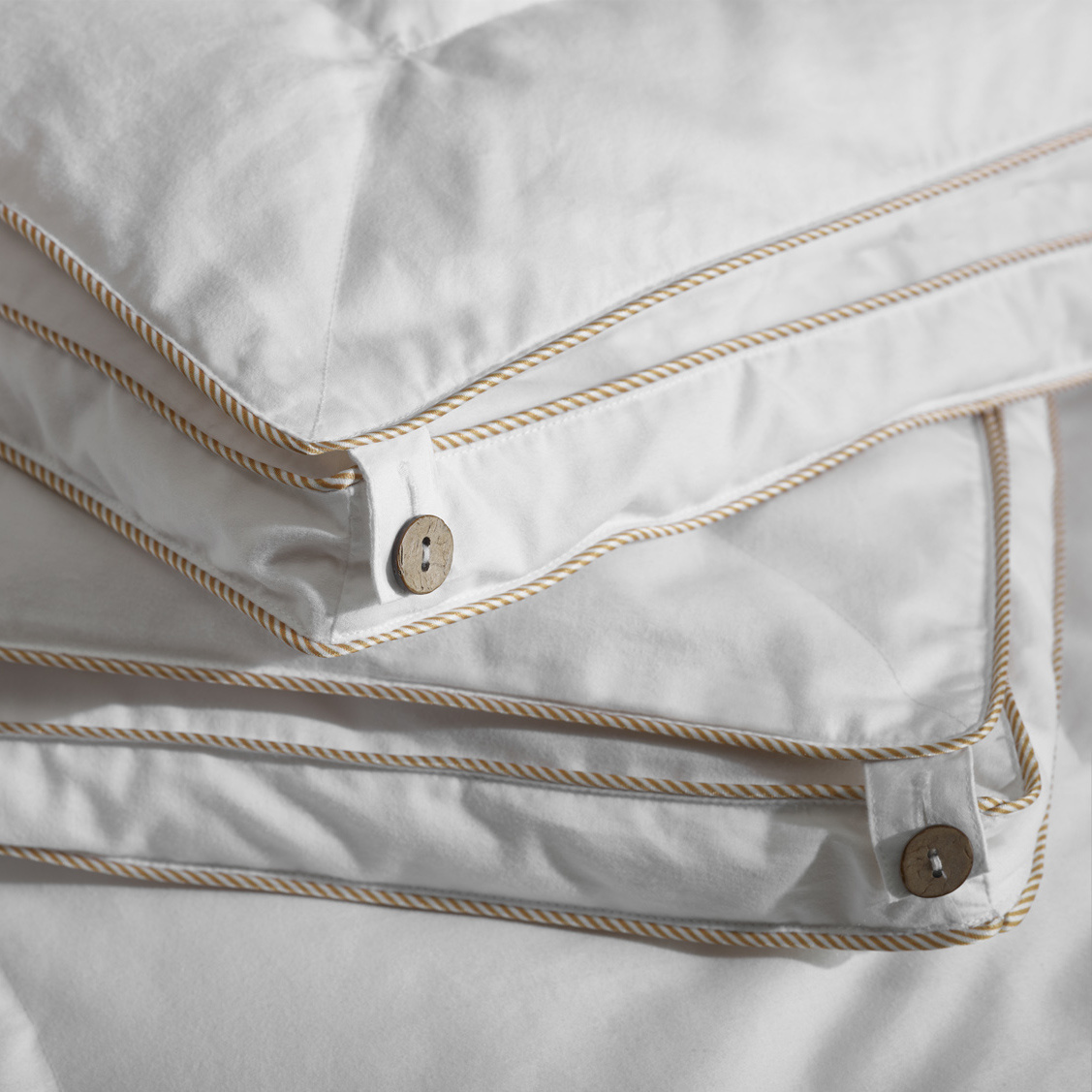 De Witte Lietaer Bilancia Duvet - 240 x 220 cm - 4 seasons (2 parts) - Down filling