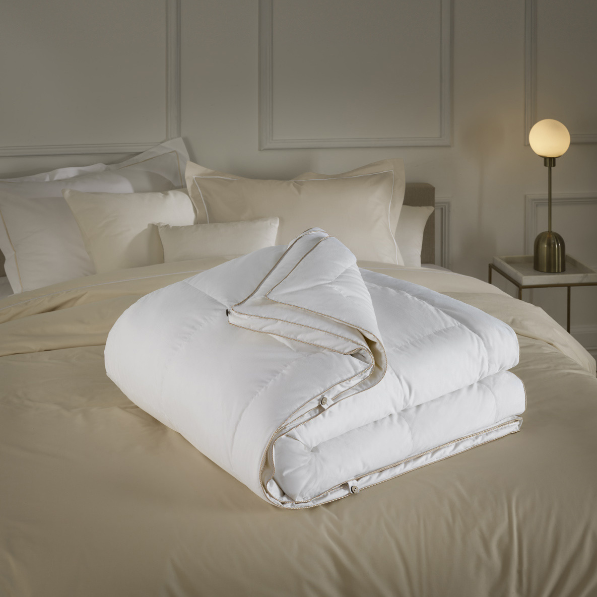 De Witte Lietaer Bilancia Duvet - 240 x 220 cm - 4 seasons (2 parts) - Down filling