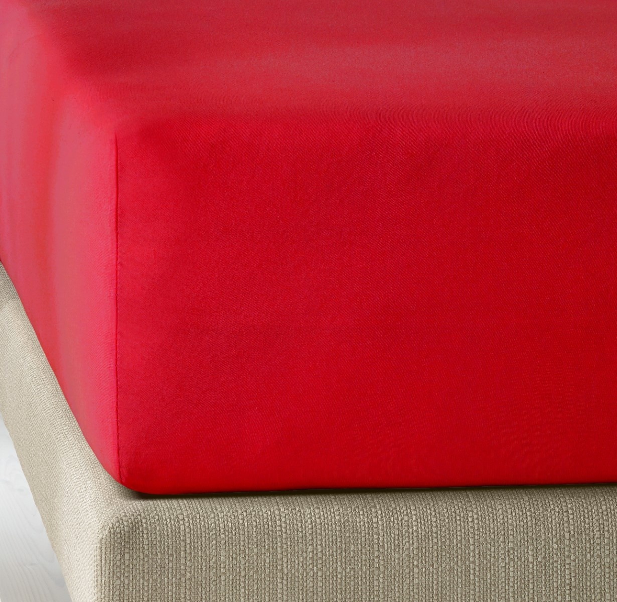 De Witte Lietaer Fitted sheet Elena Deep Red - 90 x 200/220 xh 30 - Cotton Jersey