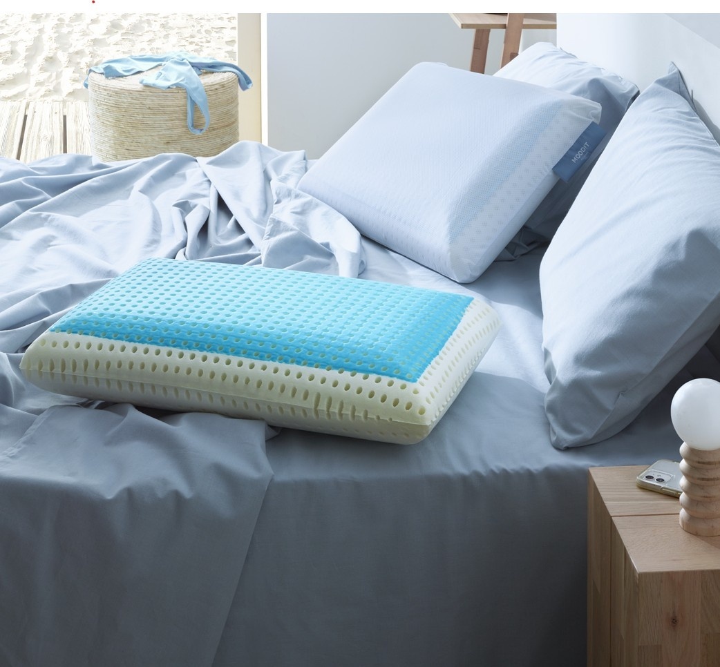 Moodit Ergonomic Coolit pillow - 40 x 60 cm - Memory foam