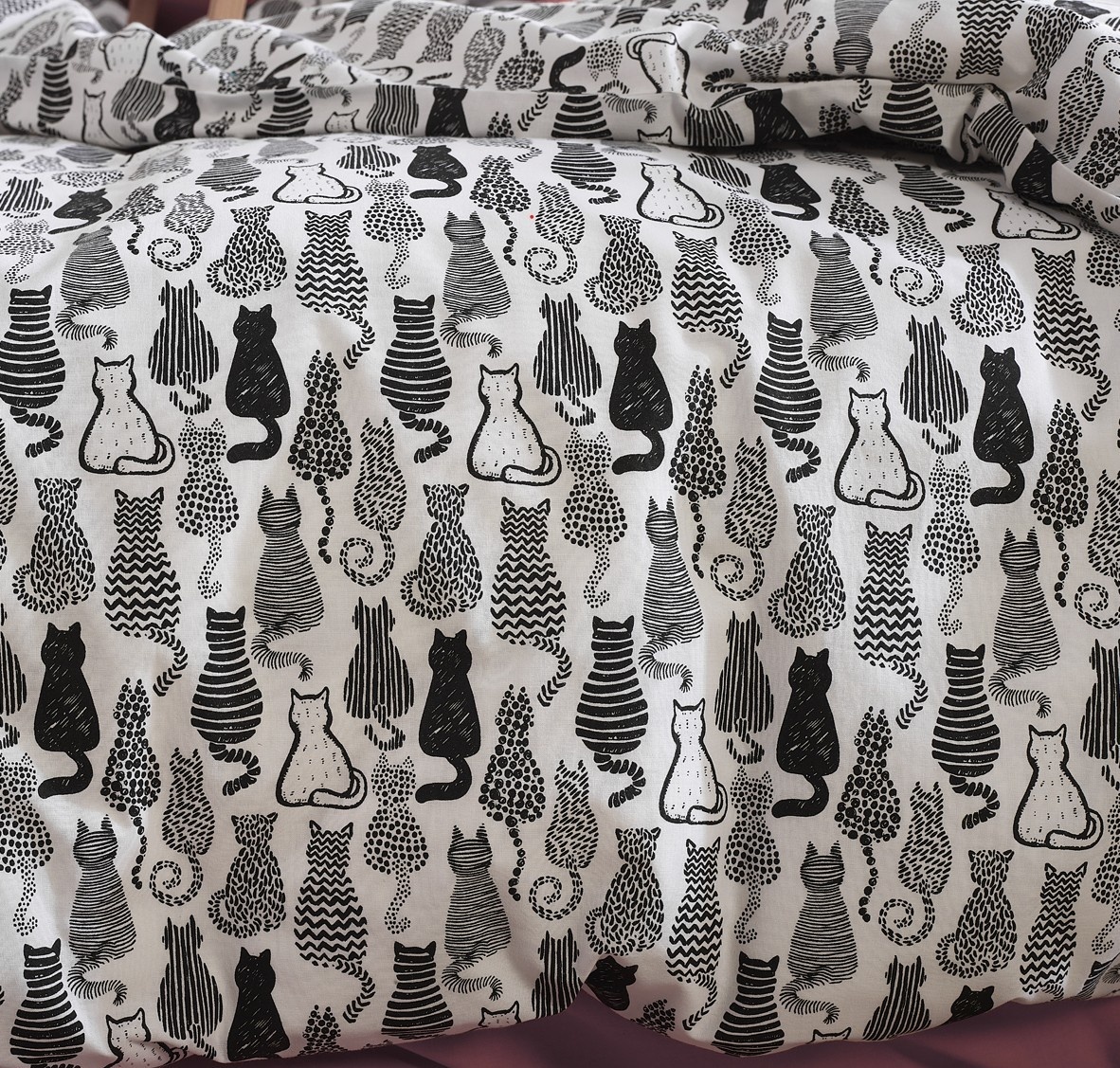 Moodit Dekbedovertrek Odil Chat Chat Noir - 140 x 200/220 + 60 x 70 cm - Wit - Katoen
