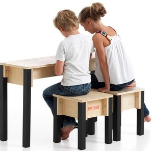 Kinderbureau met 2 krukjes