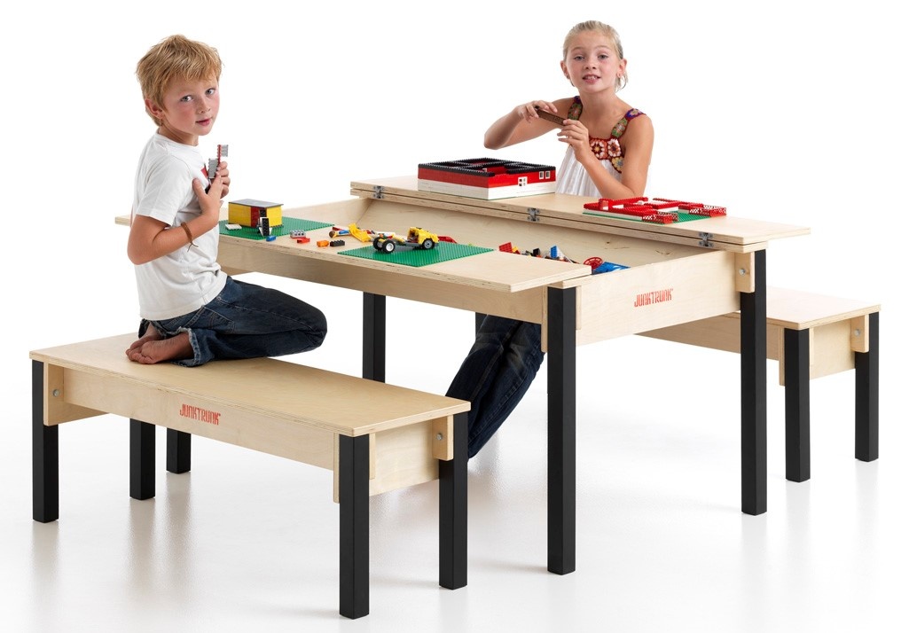 genezen klink recorder Kindertafel hout - Mooie blank houten kindertafel met bankjes -