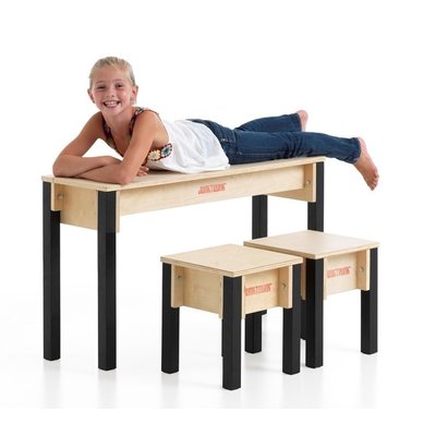 Kinderbureau met 2 krukjes