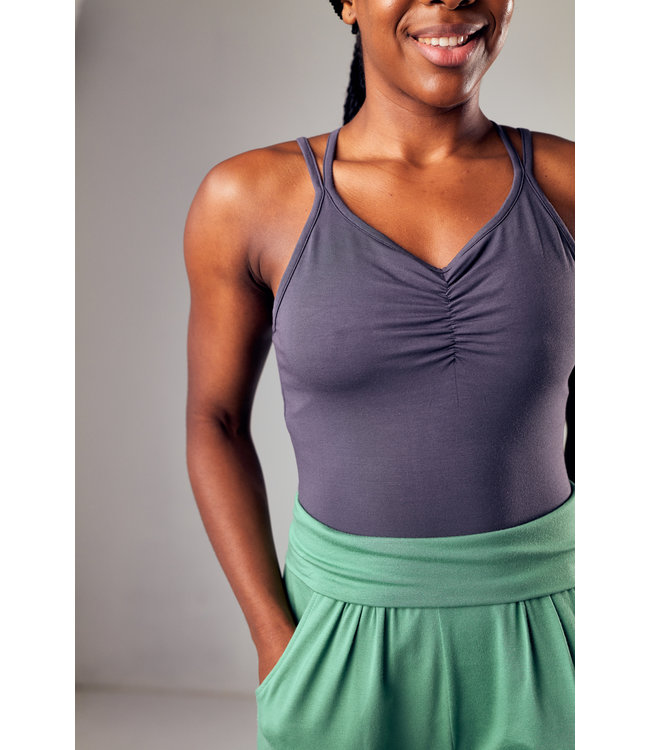Asquith Yoga Top Conquer Cami - Pebble