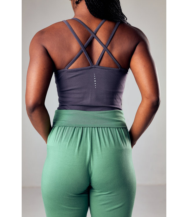 Asquith Yoga Top Conquer Cami - Pebble