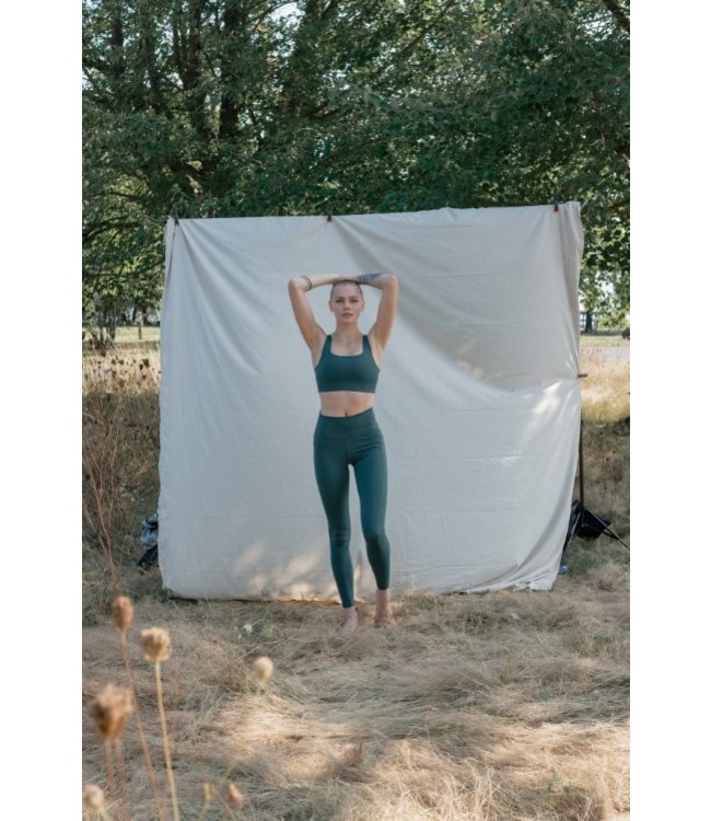 Girlfriend Collective Compressive High-Rise Yoga Legging - Moss